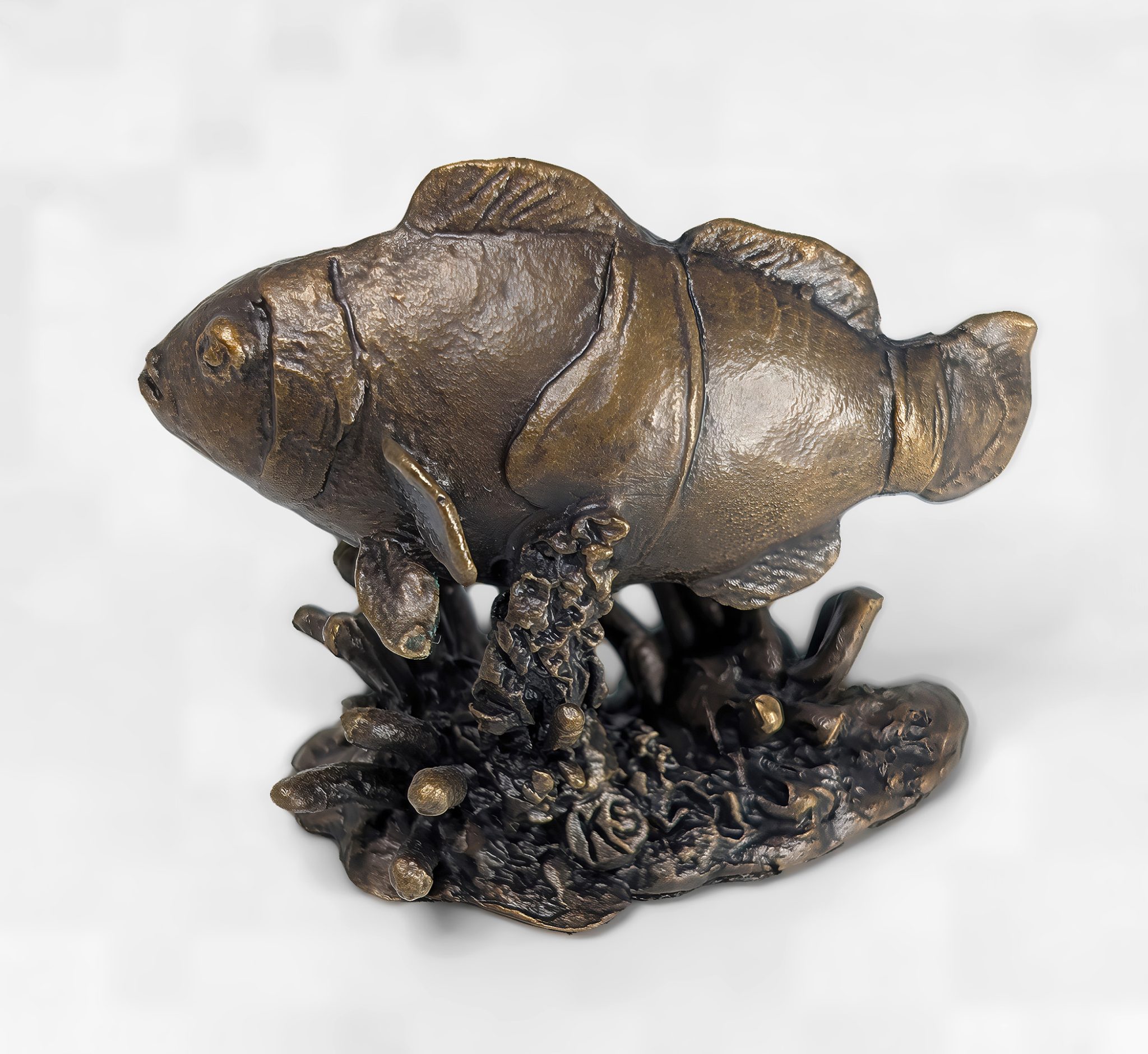 Clownfish Solid Bronze Sculpture - Image 2