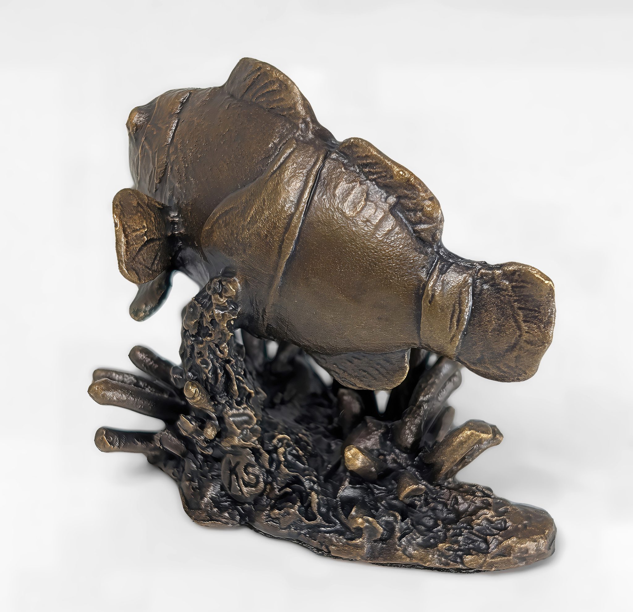 Clownfish Solid Bronze Sculpture - Image 3